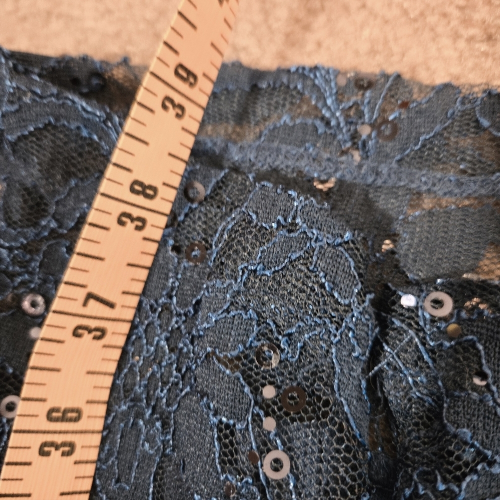 VENUS Off Shoulder Dress Bell Sleeve Blue Lace / Slip Sz 8 - Picture 8 of 9